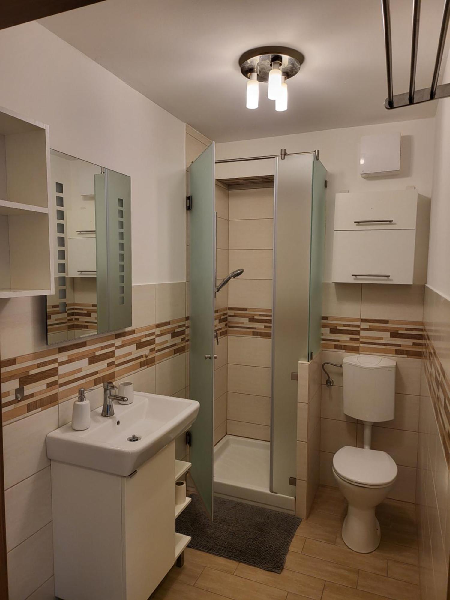 Triangol Apartman: Fuerdo, Belvaros, Egyetem ジュール エクステリア 写真
