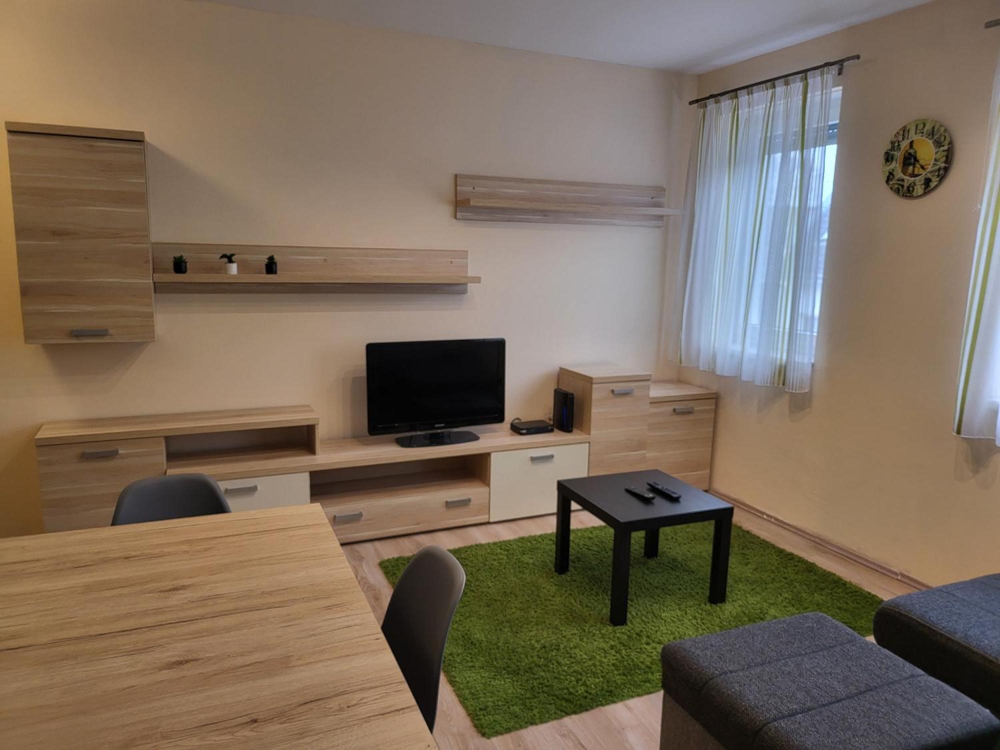 Triangol Apartman: Fuerdo, Belvaros, Egyetem ジュール エクステリア 写真